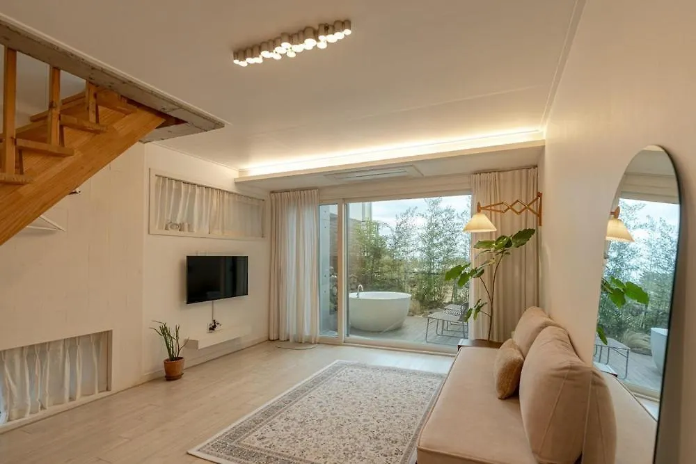 Jeju Byeolkkum Pension Южная Корея